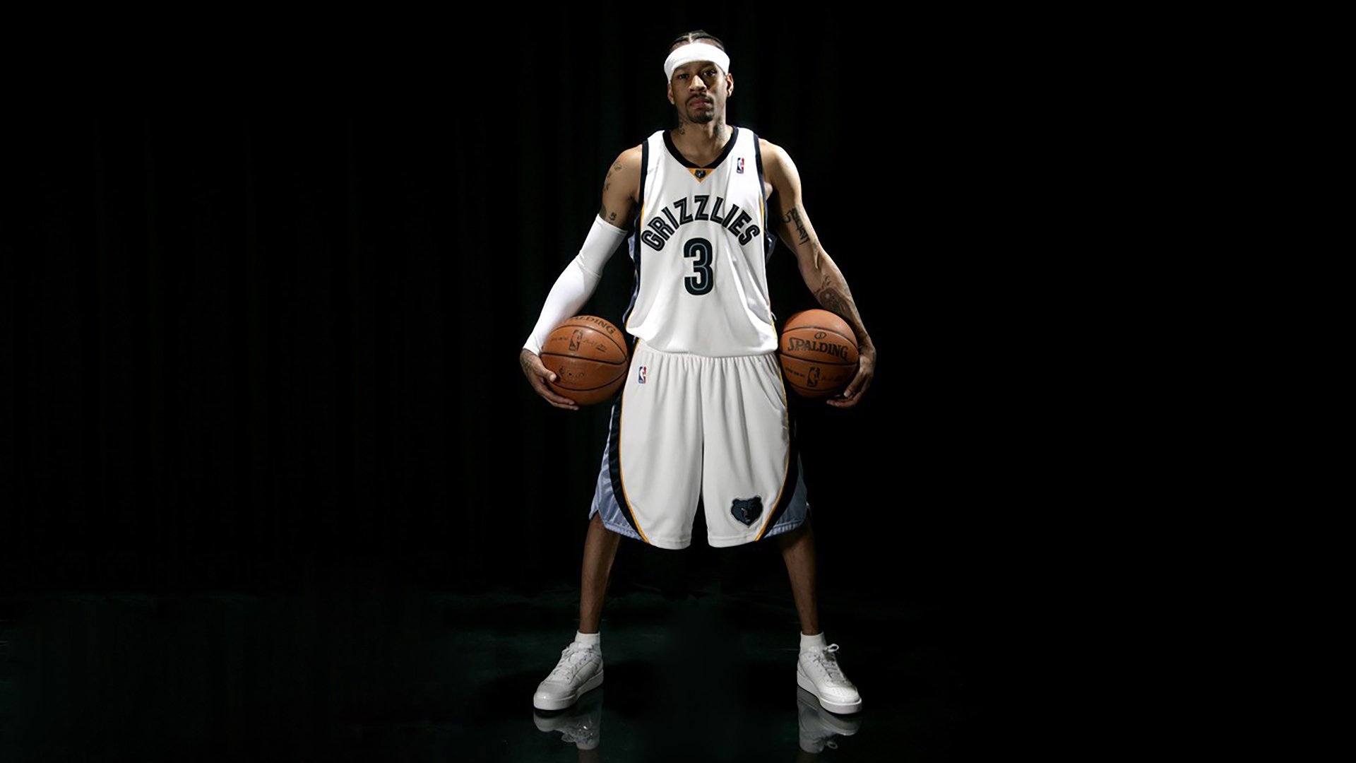 俄克拉荷马城雷霆八强战险胜北京国安，姆巴佩砍下16记关键球，全场沸腾